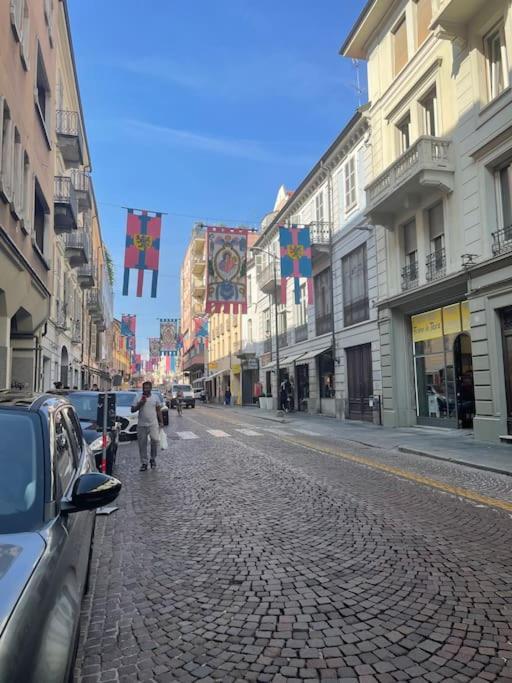 Centro Storico-Mansarda Verde Con Terrazzino E A/C Asti Exteriér fotografie